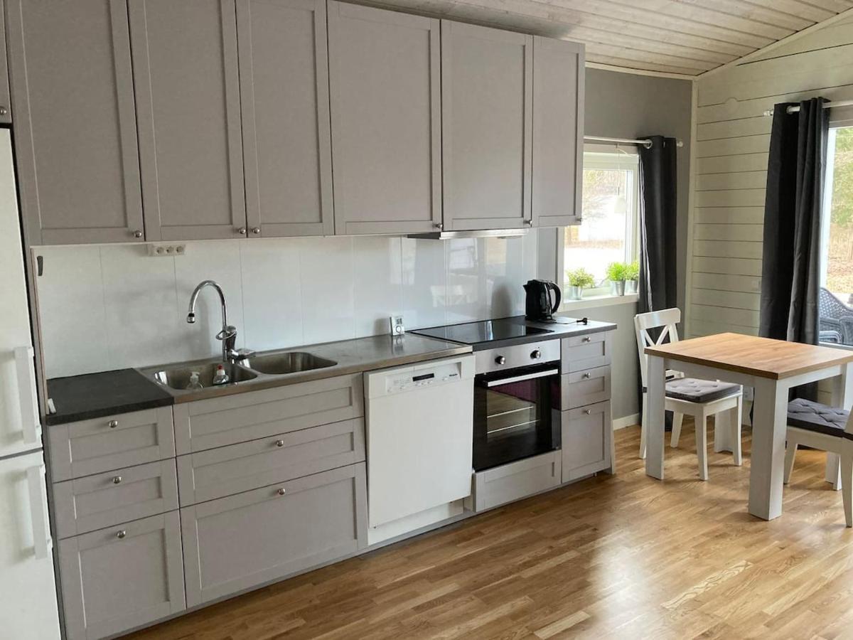 Nybyggd Stuga Pa Aengsvaegen 1 Cole Case Timmernabben Exterior foto